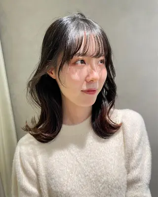セミロング 吉野 琴音のヘアスタイル