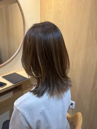ミディアム 透明感カラー/ MIOのヘアスタイル