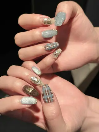 ロング カラー Bling Salonのネイルデザイン