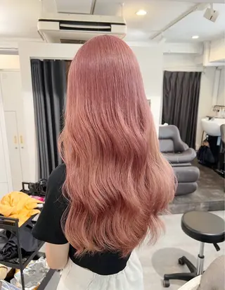 ロング カラー ROBIN所属・指名数No.1 /NAOYAのヘアスタイル