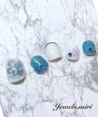 ネイル Jewels nail lily 白楽所属・ネイルサロン Jewels Mのネイルデザイン