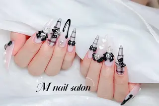 ネイル M🌷nail 長さだし専門店のネイルデザイン