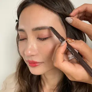 アイブロウ 京都レイヤーカット うえひのヘアスタイル