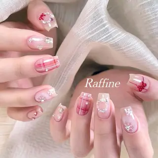 ネイル RAFFINE haru🦋🩵のネイルデザイン