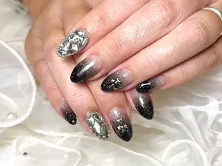 ネイル 丸山 春花のネイルデザイン