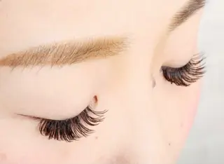 マツエク・マツパ Eye Nail & total beauty salon アイマニ所属・南森町/完全個室 AKANEのマツエク・マツパデザイン