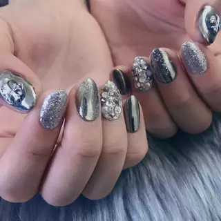 ネイル NOIROUGE所属・NOI ROUGEのネイルデザイン