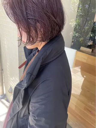 ショート カラー 三浦 ふたばのヘアスタイル