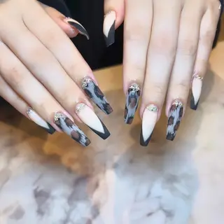 ネイル salon UNELMA　小郡店のネイルデザイン