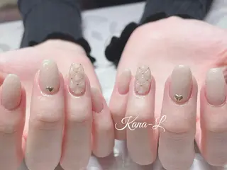 ネイル 芦辺 香奈のネイルデザイン
