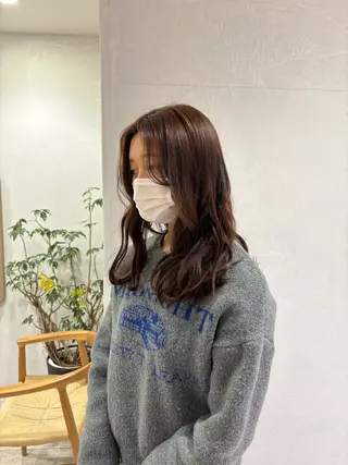 ロング 小林 篤滋郎のヘアスタイル