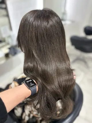 ロング カラー 透明感カラー/ 岡田澪香のヘアスタイル