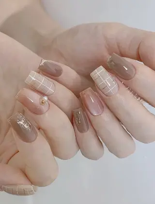 ネイル パラジェル＆フィルイン取り扱いサロンSol Nail所属・Sol Nail ミネのネイルデザイン