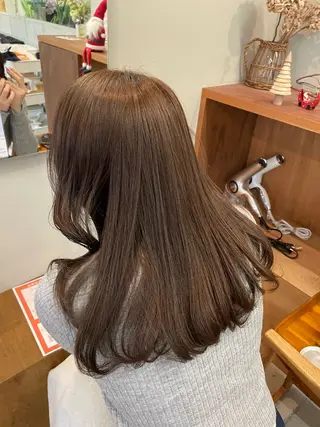 カラー 山下 悠月のヘアスタイル