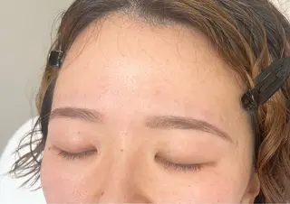 アイブロウ WHITE EYE 甲府店所属・古川 結芽の眉毛・アイブロウイメージ