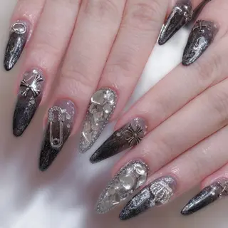 ネイル Nail Share Salon Mariris所属・ユカ🥞nail 堺筋本町/心斎橋のネイルデザイン