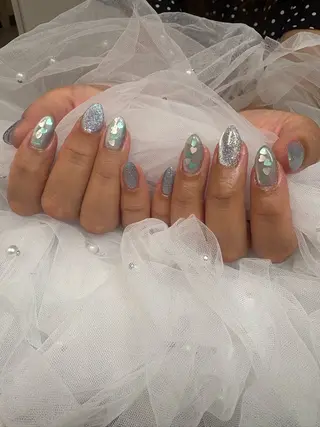 ネイル 黒須莉奈 IRYのネイルデザイン