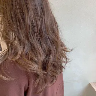 ロング DiMPlE  ディンプル所属・🌸スタイリスト 山浦美恵のヘアスタイル