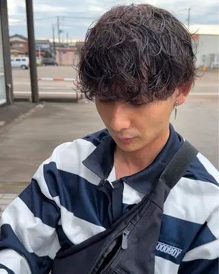 パーマ メンズ 古谷 俊樹のヘアスタイル