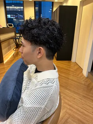 パーマ メンズ 美容室duFaBle所属・duFaBle/ ナガツマリュウトのヘアスタイル