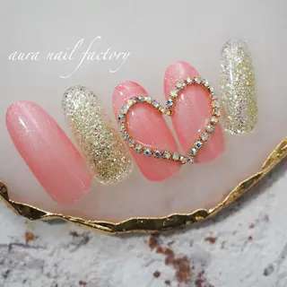 ミディアム カラー ネイル 赤羽　アウラ ネイルファクトリーのネイルデザイン