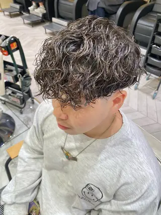 パーマ メンズ 酸スト/フェザー パーマ/三谷海斗のヘアスタイル