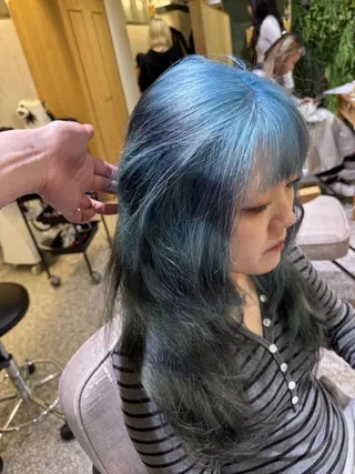 ロング TIGRE tenjinのヘアスタイル