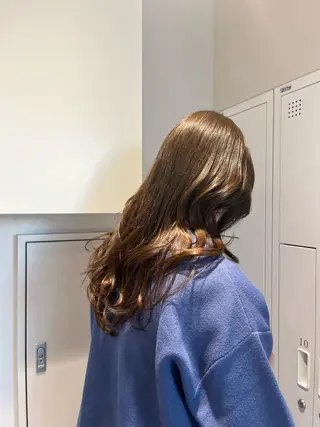 ロング SALOWIN大宮crest所属・大宮レイヤーカット× 透明感カラー　rioのヘアスタイル