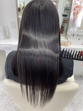 ロング LOMARLIE MIMIのヘアスタイル