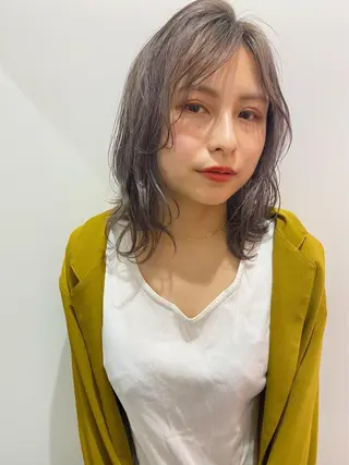 ミディアム カラー 遠藤 愛莉のヘアスタイル