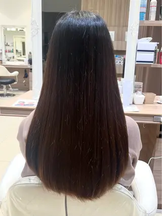 ロング こちんだ ともかのヘアスタイル