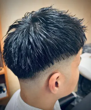 ショート 石田 和康のヘアスタイル