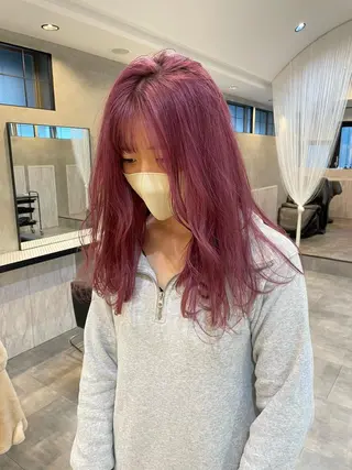 ロング カラー 渋谷 留菜のヘアスタイル