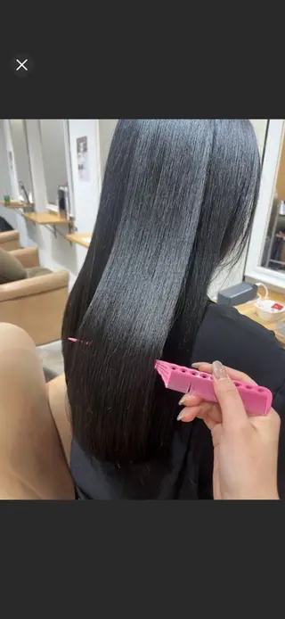 ロング 渡辺 リリのヘアスタイル