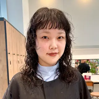 ミディアム Ayaka ／ショート／パーマのヘアスタイル