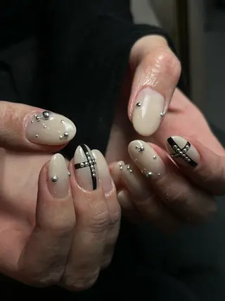 ネイル SoLuna Hikariのネイルデザイン