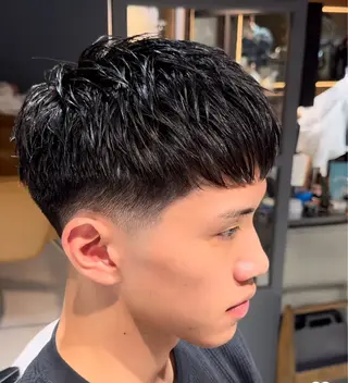 メンズ damdee tokyo hair lounge 新宿店所属・フェードカット/新宿 /石田直季のヘアスタイル