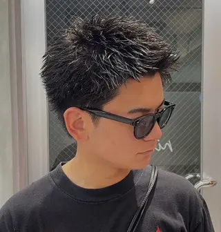 メンズ スパイキーショート/ センターパート/奈菜のヘアスタイル