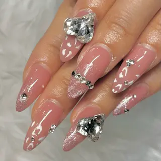 ネイル WINK DOLL 🌹MARIのネイルデザイン