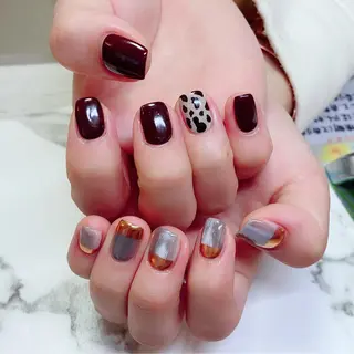 カラー ネイル Q Free nailsのネイルデザイン