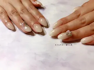 ネイル 伊藤 美里のネイルデザイン