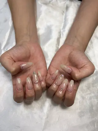 ネイル U·Mi nail salon所属・U·MI 上野御徒町店のネイルデザイン