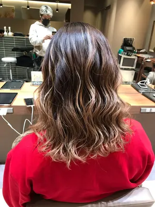 セミロング ヘアアレンジ 山崎 光瑠のヘアスタイル