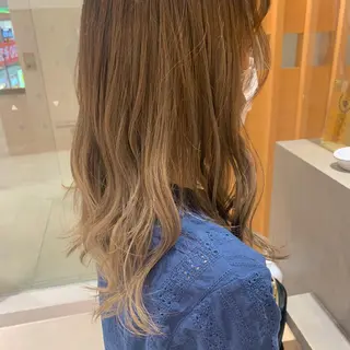 ロング カラー 下川 由貴のヘアスタイル