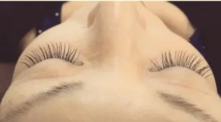 マツエク・マツパ eyelashsalon Lily所属・松本 綾子の眉毛・アイブロウイメージ