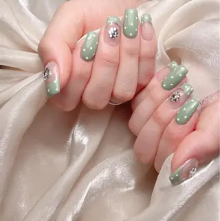 ネイル Maggie Nail🦩のネイルデザイン