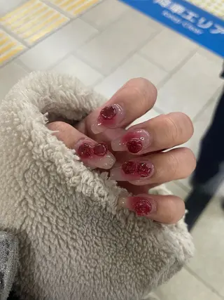 ネイル Lily Beauty天神西通り店所属・坂田 美生のネイルデザイン