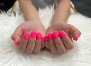 ネイル 秋丸 莉奈のネイルデザイン