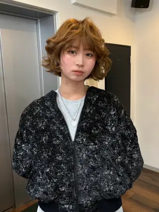 カラー なんば🍓 似合わせカラー🐬のヘアスタイル