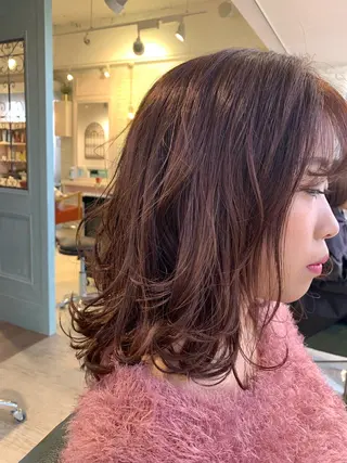 セミロング カラー パーマ ヘアアレンジ ネイル マツエク・マツパ レイヤー＆カラー 人気美容師倉崎涼のヘアスタイル